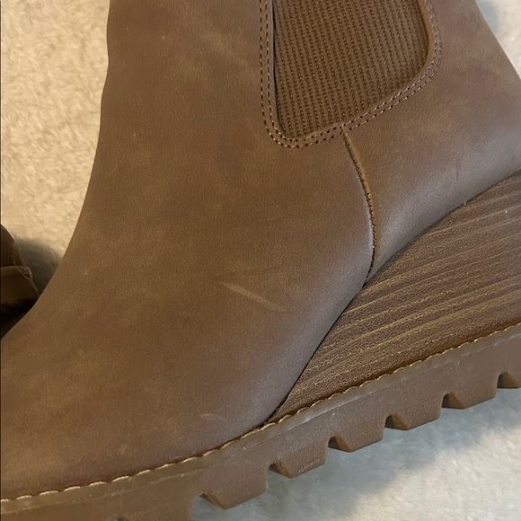 Universal Thread Tan Ankle Booties - Picture 8 of 10